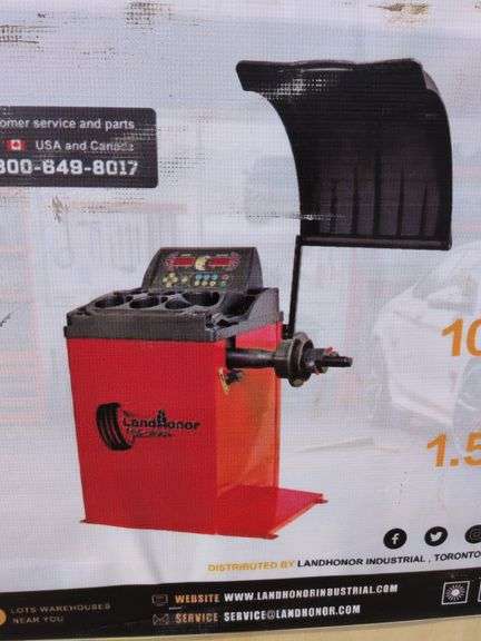 Heavy Duty Wheel Balancer image