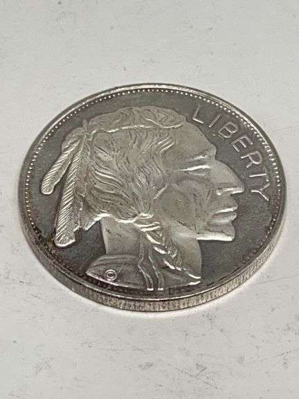 1 Troy OZ .999 Fine Silver Buffalo Indian Head Round image