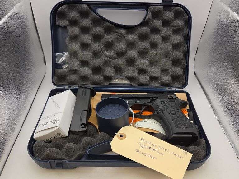 Beretta 84 FS Cheetah 9mm Short/280 auto Pistol