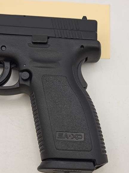 Springfield Armory XD-40 40S&W Pistol