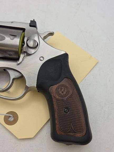 Ruger SP101 .327 Fed Mag Revolver