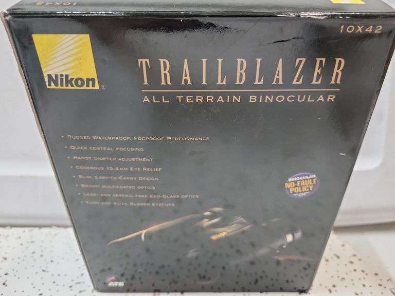 Nikon trailblazer all terrain binoculars 10 x 42