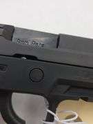 Sig Sauer P250 9mm Para