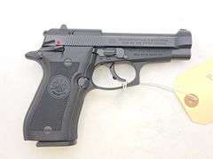 Beretta 84 FS Cheetah 9mm Short/280 auto Pistol