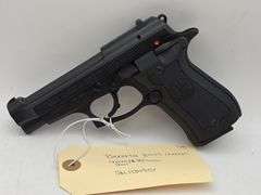 Beretta 84 FS Cheetah 9mm Short/280 auto Pistol