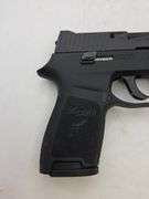 Sig Sauer P250 9mm Para