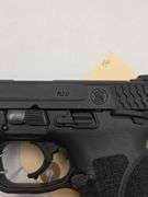 S&W M&P40 .40S&W Pistol