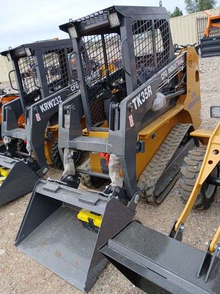 CFG Industrial TK35R Skid Steer Loader image