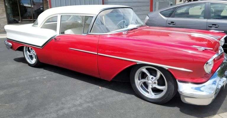 1957 Olds Mobile Rocket 88