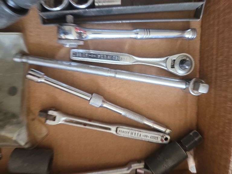 Flat w/ Sockets/ Ratchets/ Extenders/ Etc