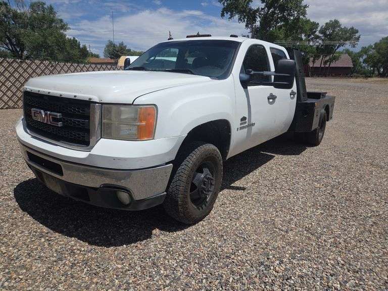 2008 GMC 3500 HD Sierra Flatbed Pickup
