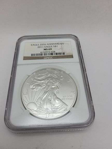 2011 Eagle S$1 MS69 25th anniversary silver dollar image