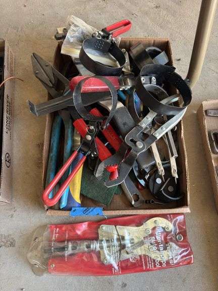 Box of filter clamps,pliers, etc