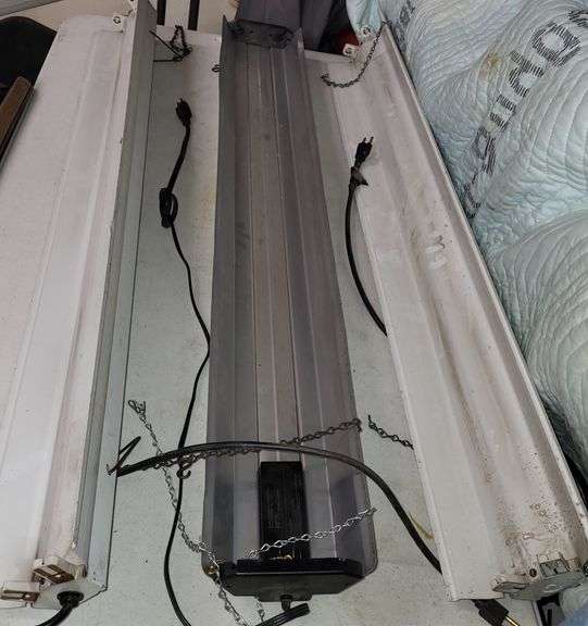 3 shop lights, no bulbs. Unknown working condition image