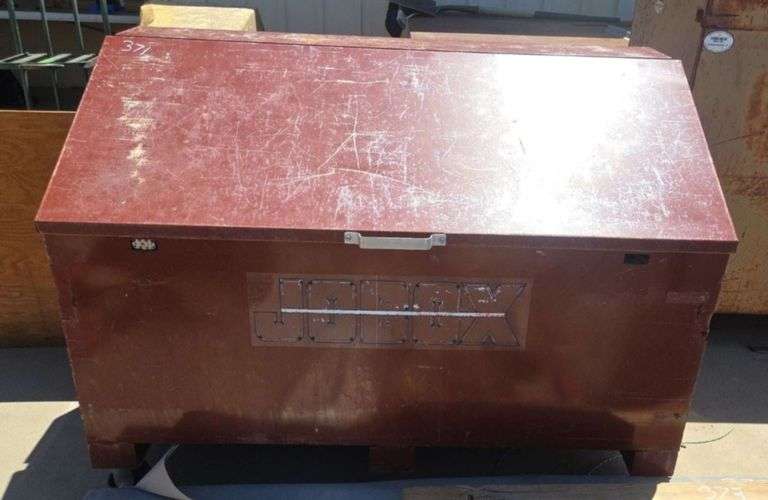 Jobox Tool Storage Chest