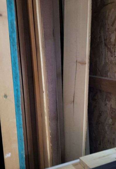 4 sections of miscellaneous lumber
