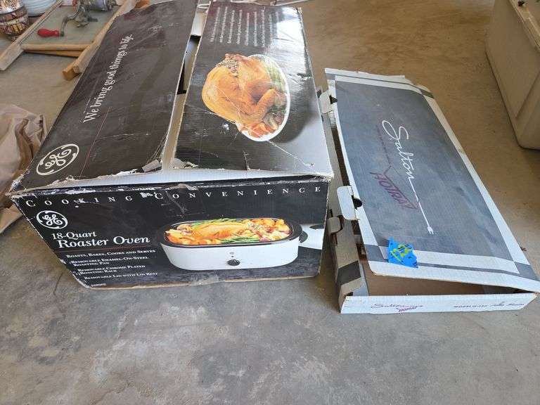 18 Quart Roaster Oven & Food Warmer
