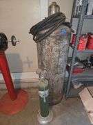 Propane Tank Approx 4'T & Oxygen Tank
