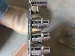 Flat w/ Craftsman Standard & Metric Sockets
