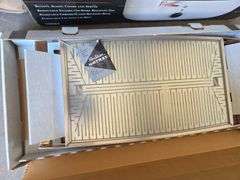 18 Quart Roaster Oven & Food Warmer