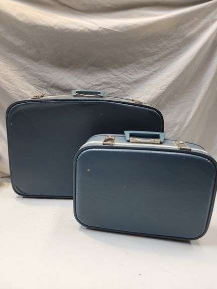 Vintage 2 piece luggage set image