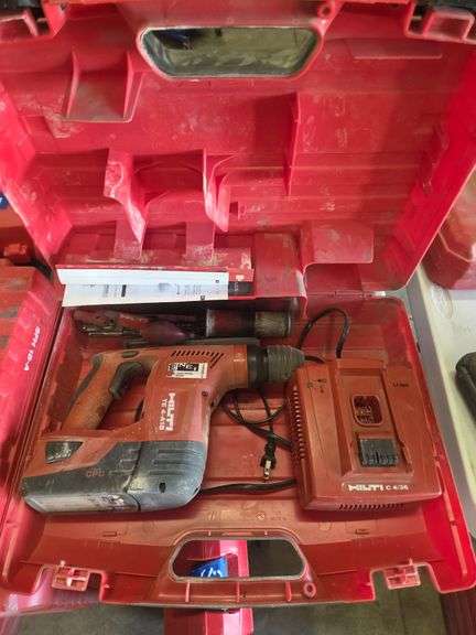 Hilti TE 4-A18 Cordless Hammer Drill w/ Battery Charger image