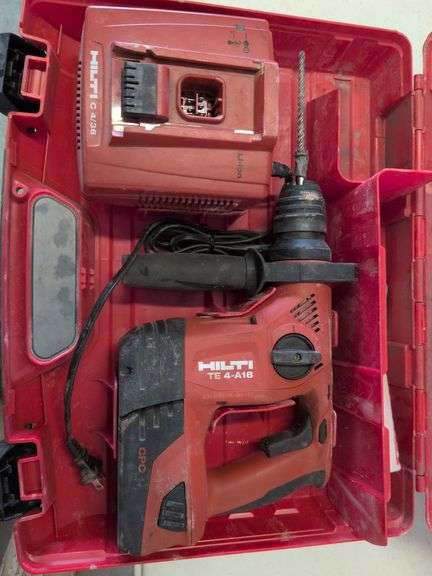 Hilti TE 4-A18 Cordless Rotary Hammer Drill.  With battery and charger image