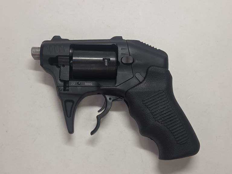 Thunderstruck Model S333 .22 Mag Double Barrel Revolver image