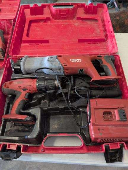 Hilti sawzall and drill set with charger No Battery image
