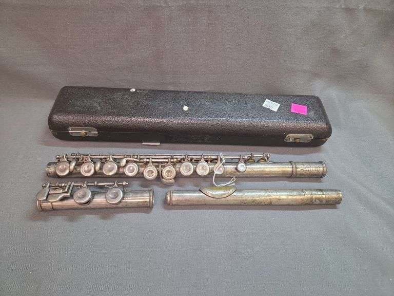 Elkhart 105 Artley Flute w/ Case image