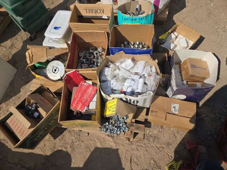 Electrical Component Lot image