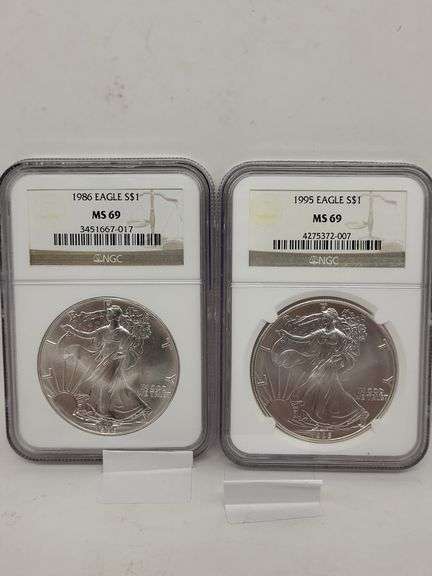 1986, 1995 USA Silver Eagle walking liberty MS69 1oz silver coins image
