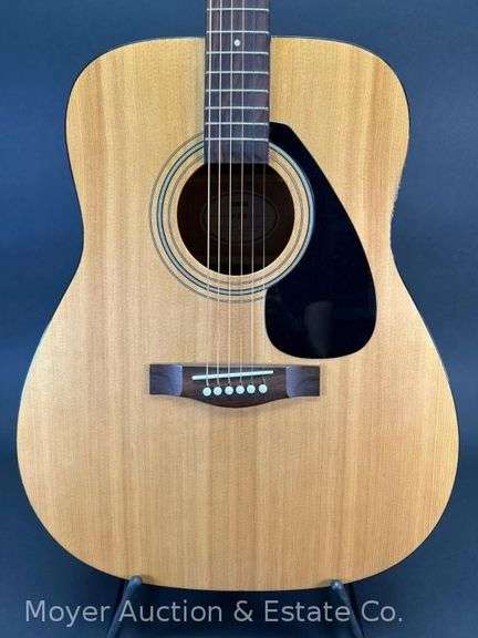 Yamaha F-310 Acoustic Guitar image