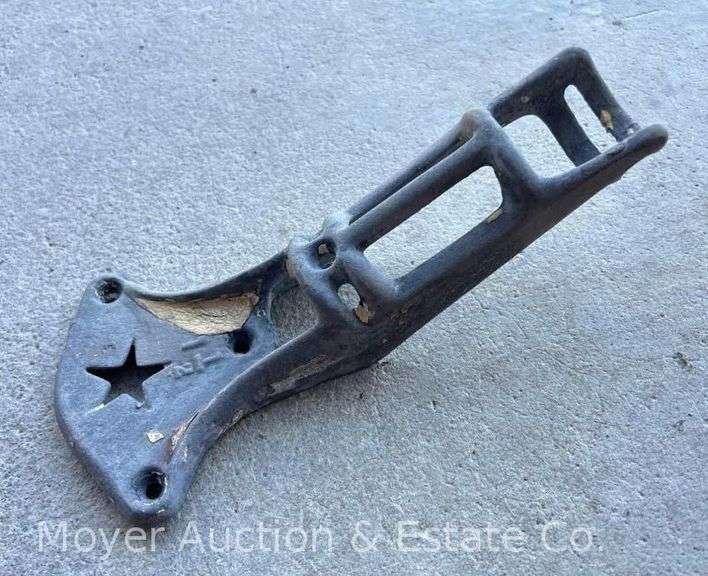 Large 1.5" Cast Aluminum Flag Pole Bracket, 10" Long image