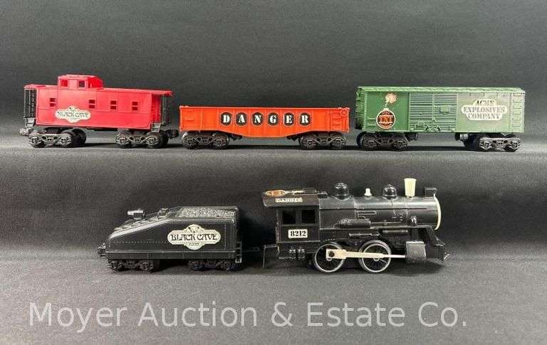 Lionel Black Cave Flyer Freight Set