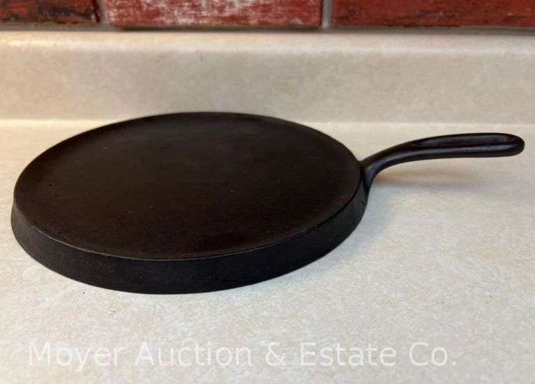 Wagner Ware -O- Cast Iron 8E Griddle, 9.75"w image