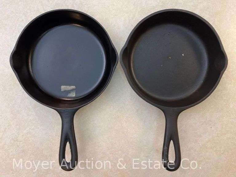 (2) Wagner Ware -O- No. 3 Cast Iron Skillet, Pattern 1053, 6.5"w image