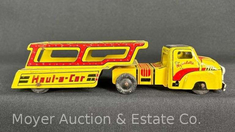 Vintage Tin Wyondotte Haul-A-Car Truck, 8.5"w image