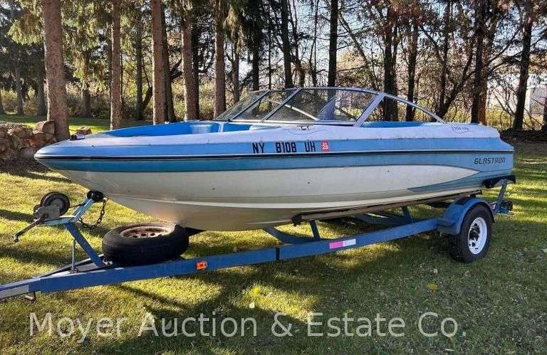 1993 Glastron SSV175, Volvo Penta Engine, Outboard Drive, with Trailer image