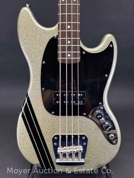 Fender "Mikey Way" Squier Mustang Bass 4-String Electric Bass Guitar, with Hard Case image