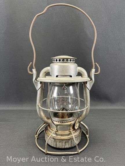 Dietz New York Central System Railroad Lantern with Embossed NYCS Clear Globe, 9.5"h image