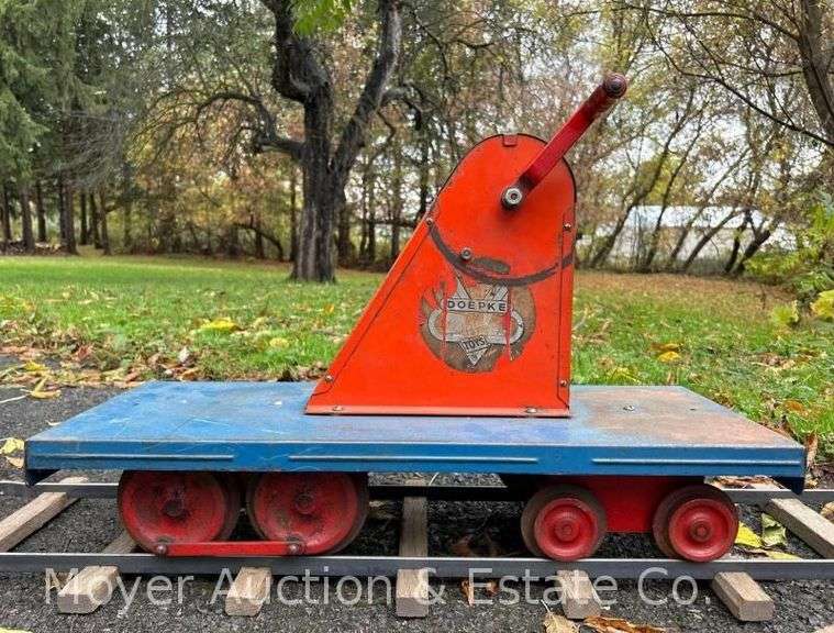 Doepke Toys Yardbird Hand-Crank Hand-Car, Chain Drive, 27.5" Long image