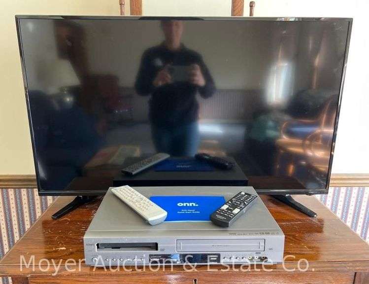 40" Insignia TV, Model NS-40D510NA19, with Allegro VHS/DVD Player image