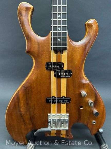 Ryan Brodesser 4-String Electric Bass Guitar, with Carvin Soft Case (Broken Zippers) image