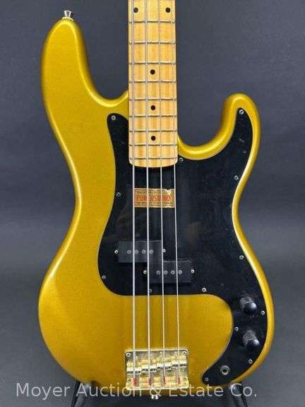 Cort 4-String Electric Bass, with Hard Case image
