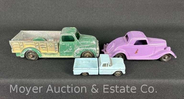 (3) Hubley Toy Cars, 3.5"-6.5"w image