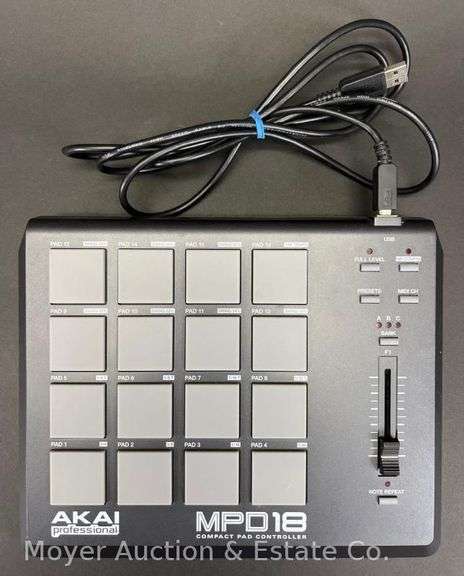 Akai Professional MPD18 Compact Pad Controller image