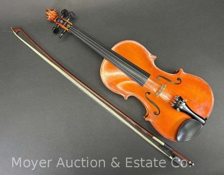 E.R. Pfetzchner 3/4 Size Violin, with Bow and Case image