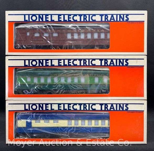 (3) Lionel Passenger Cars, No. 19000-19002, with Original Boxes image