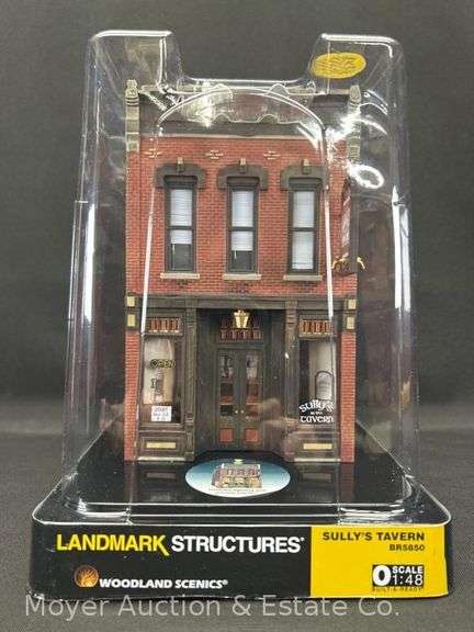 Woodland Scenics Sullys Tavern, with Original Boxes image